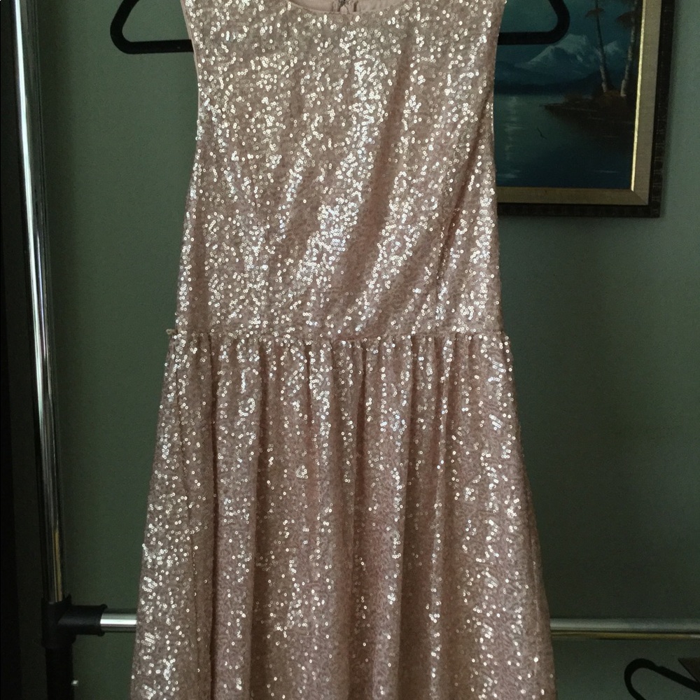 Dress - Picture 3 of 4